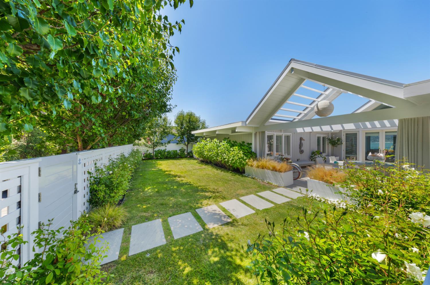 27 West Shore Road Belvedere, CA 94920 - Photo 44 of 66