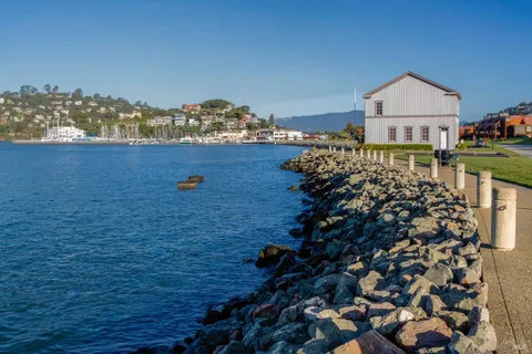 $9,577,000 | 27 West Shore Road, Belvedere, CA 94920