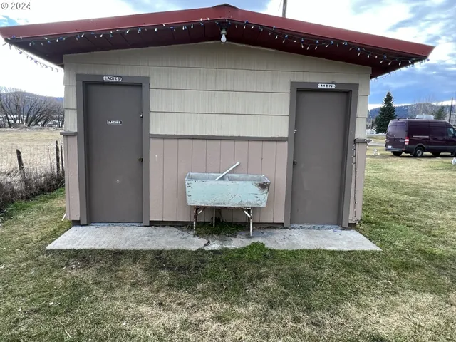 $195,000 | 265 Hwy 395 Longcreek Or 97856, Long Creek, OR 97856