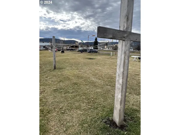 $195,000 | 265 Hwy 395 Longcreek Or 97856, Long Creek, OR 97856