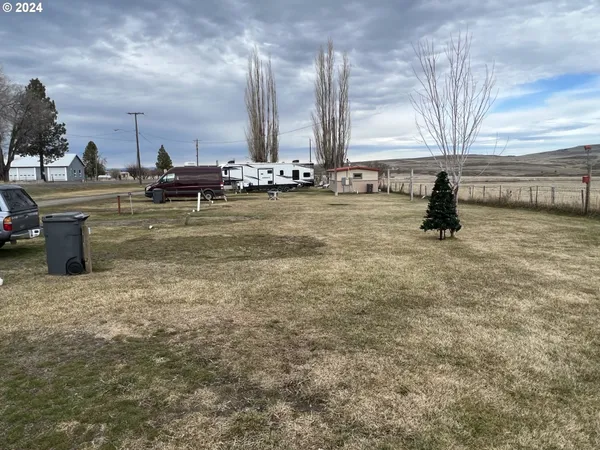 $195,000 | 265 Hwy 395 Longcreek Or 97856, Long Creek, OR 97856