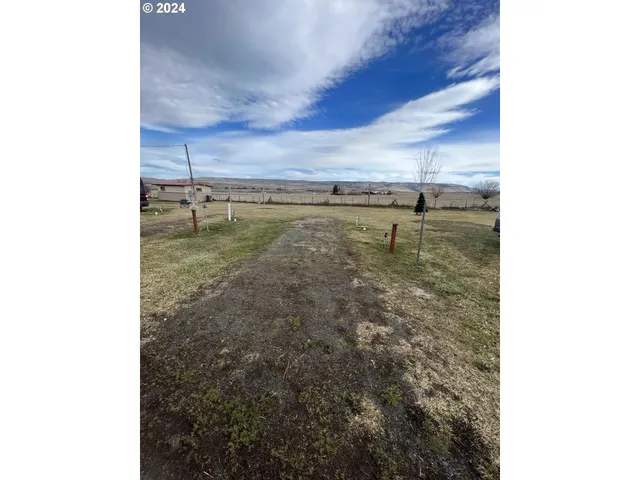 $195,000 | 265 Hwy 395 Longcreek Or 97856, Long Creek, OR 97856