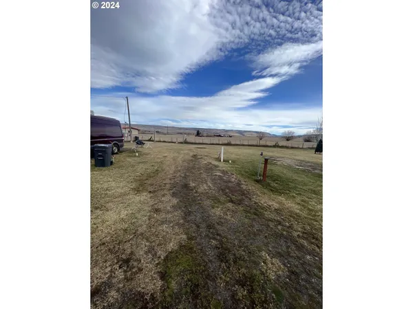 $195,000 | 265 Hwy 395 Longcreek Or 97856, Long Creek, OR 97856