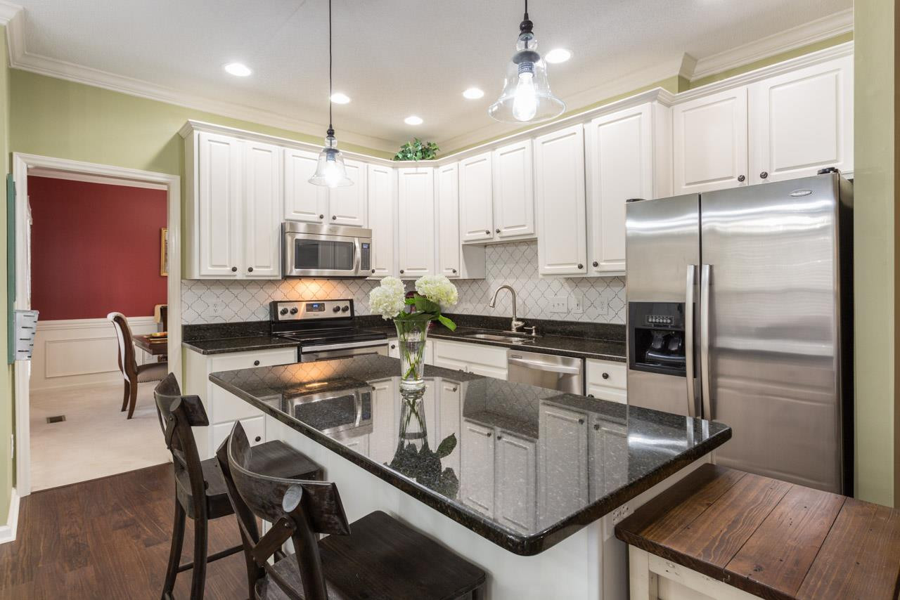2328 Bolingbrook Lane Raleigh, NC 27613 - Photo 15 of 30 Kitchen