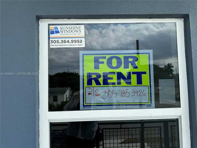 $3,650 | 526 Northwest 6th Street, Unit B, Hallandale Beach, FL 33009