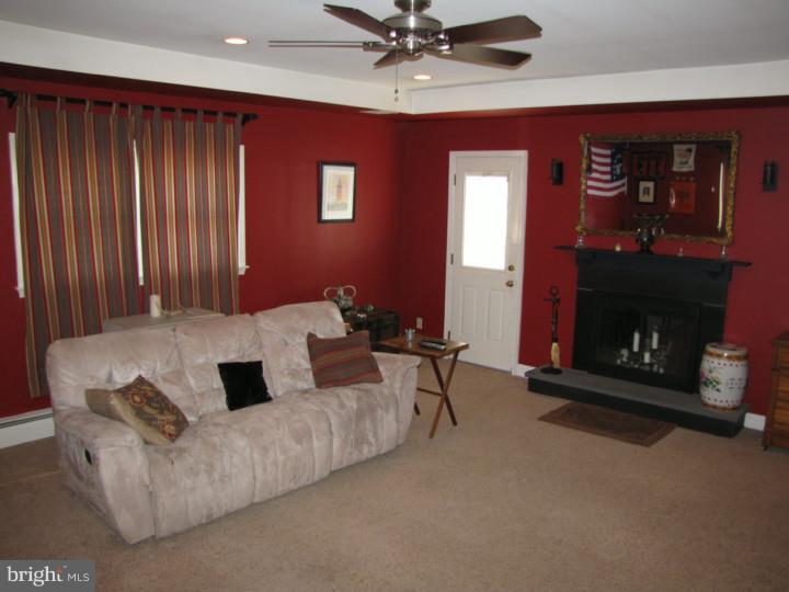725 Phillips Road Warminster, PA 18974 - Photo 14 of 23 Family Room