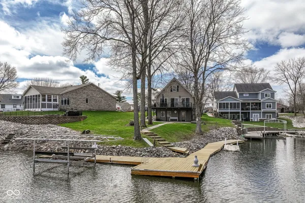 $799,900 | 186 Mill Springs, Coatesville, IN 46121