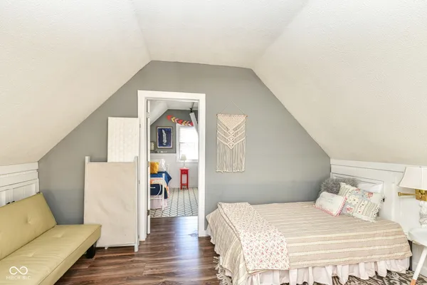 $799,900 | 186 Mill Springs, Coatesville, IN 46121