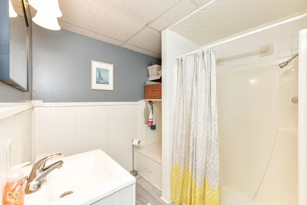 $799,900 | 186 Mill Springs, Coatesville, IN 46121
