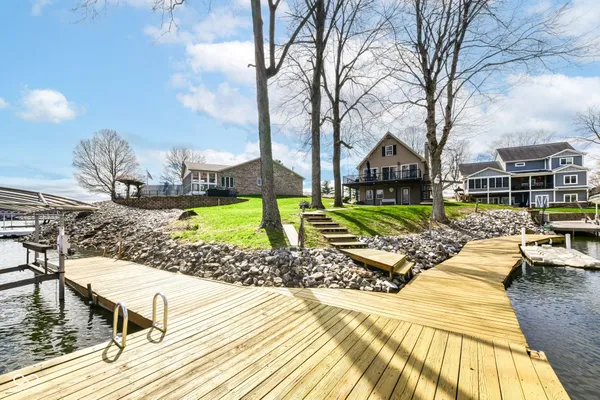 $799,900 | 186 Mill Springs, Coatesville, IN 46121