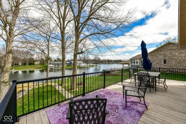 $799,900 | 186 Mill Springs, Coatesville, IN 46121