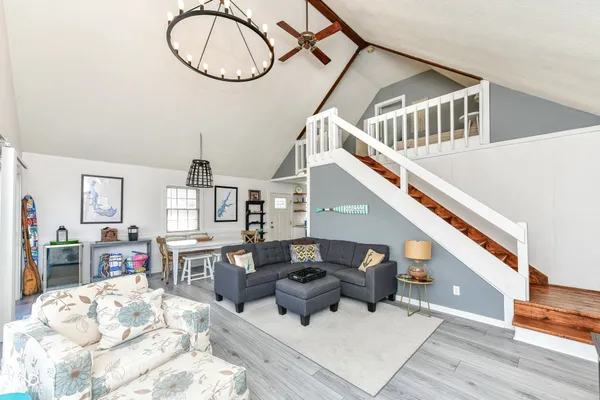 $799,900 | 186 Mill Springs, Coatesville, IN 46121