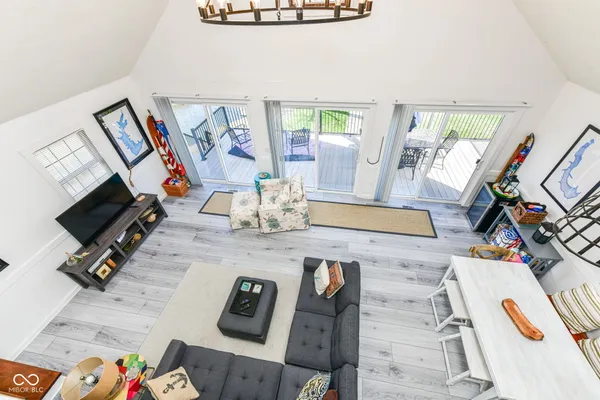 $799,900 | 186 Mill Springs, Coatesville, IN 46121