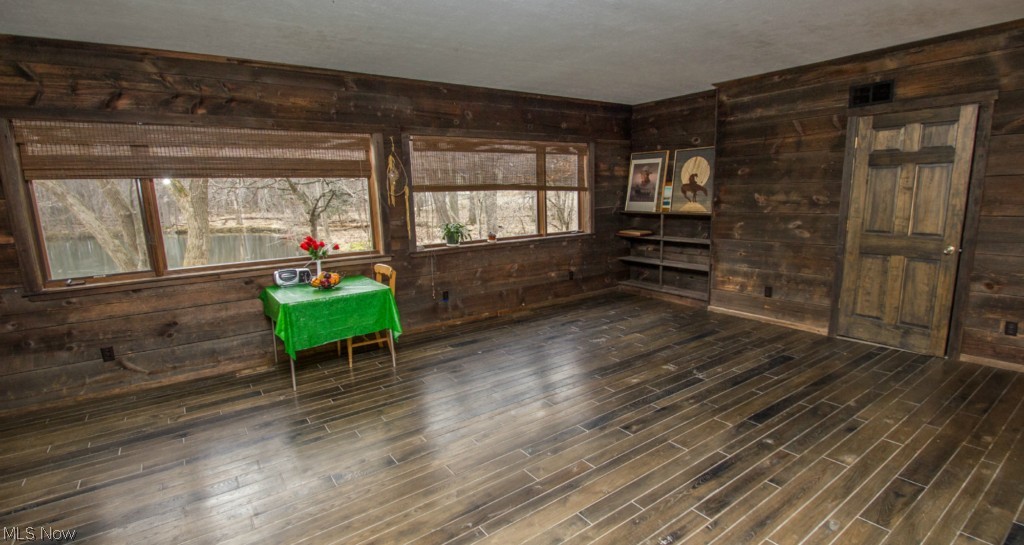 9665 Priem Road Strongsville, OH 44149 - Photo 7 of 24 Gallery Image 7