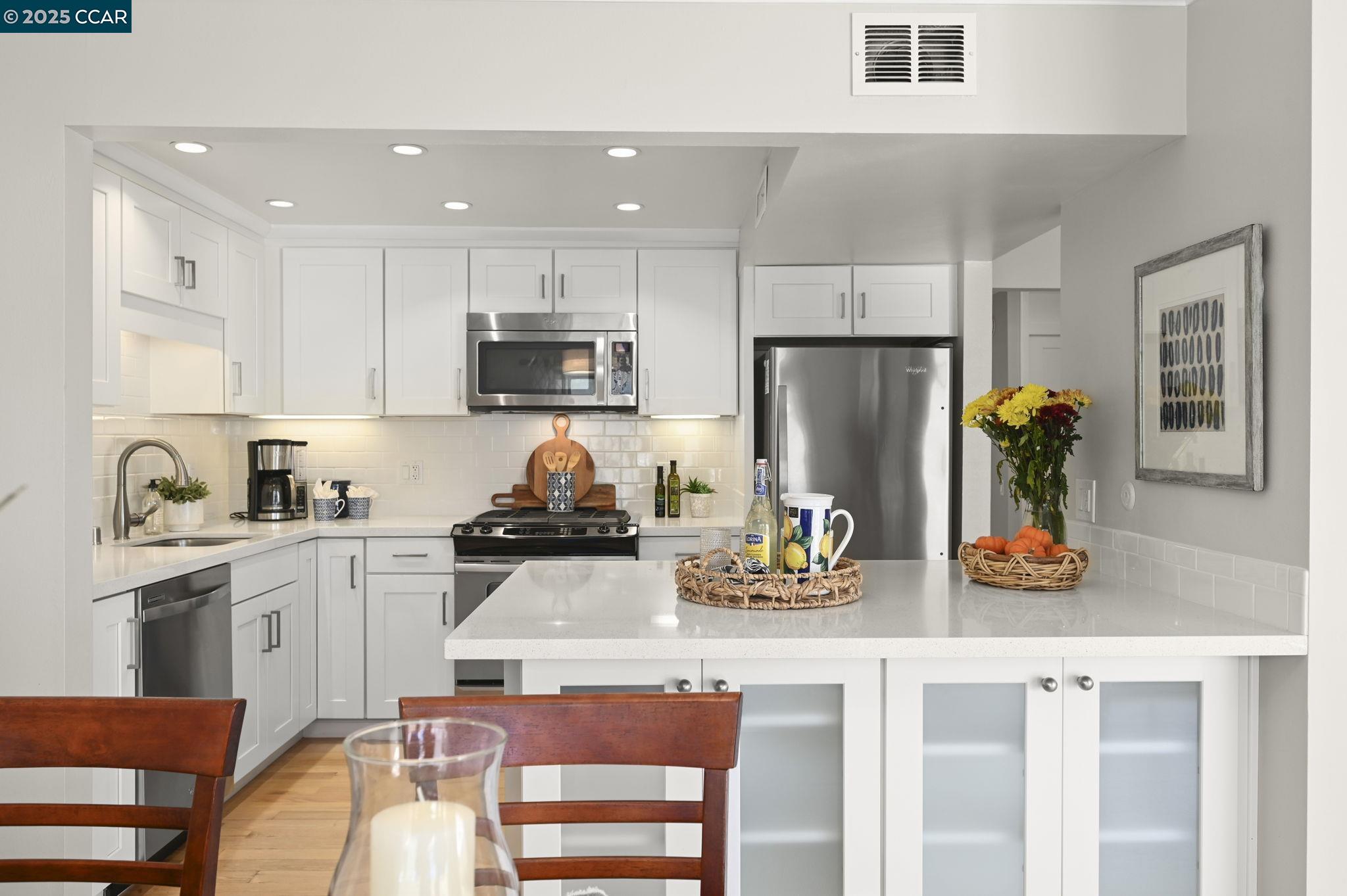 2000 Golden Rain Road, Unit 4 Walnut Creek, CA 94595 - Photo 11 of 34