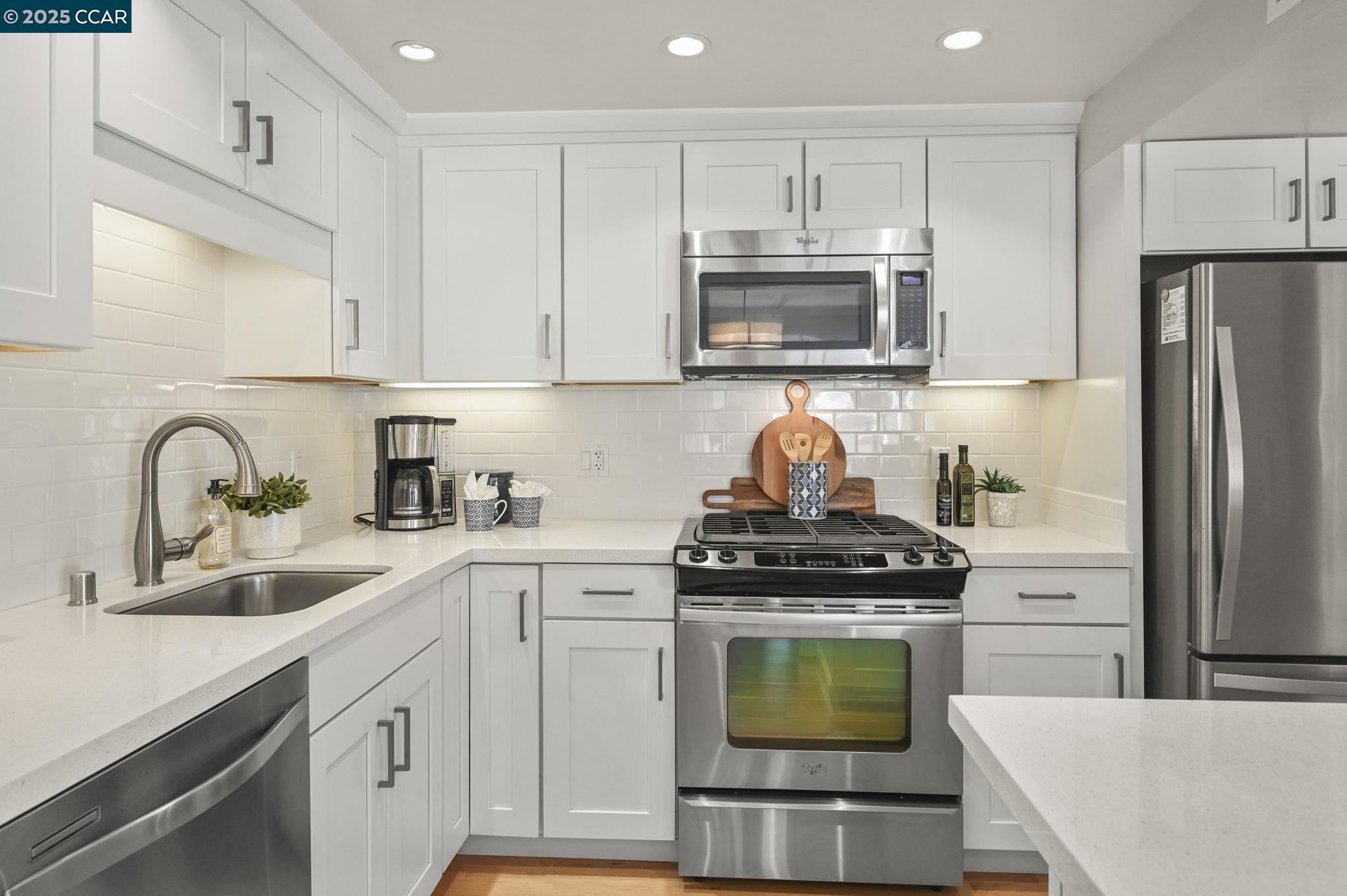 2000 Golden Rain Road, Unit 4 Walnut Creek, CA 94595 - Photo 13 of 34