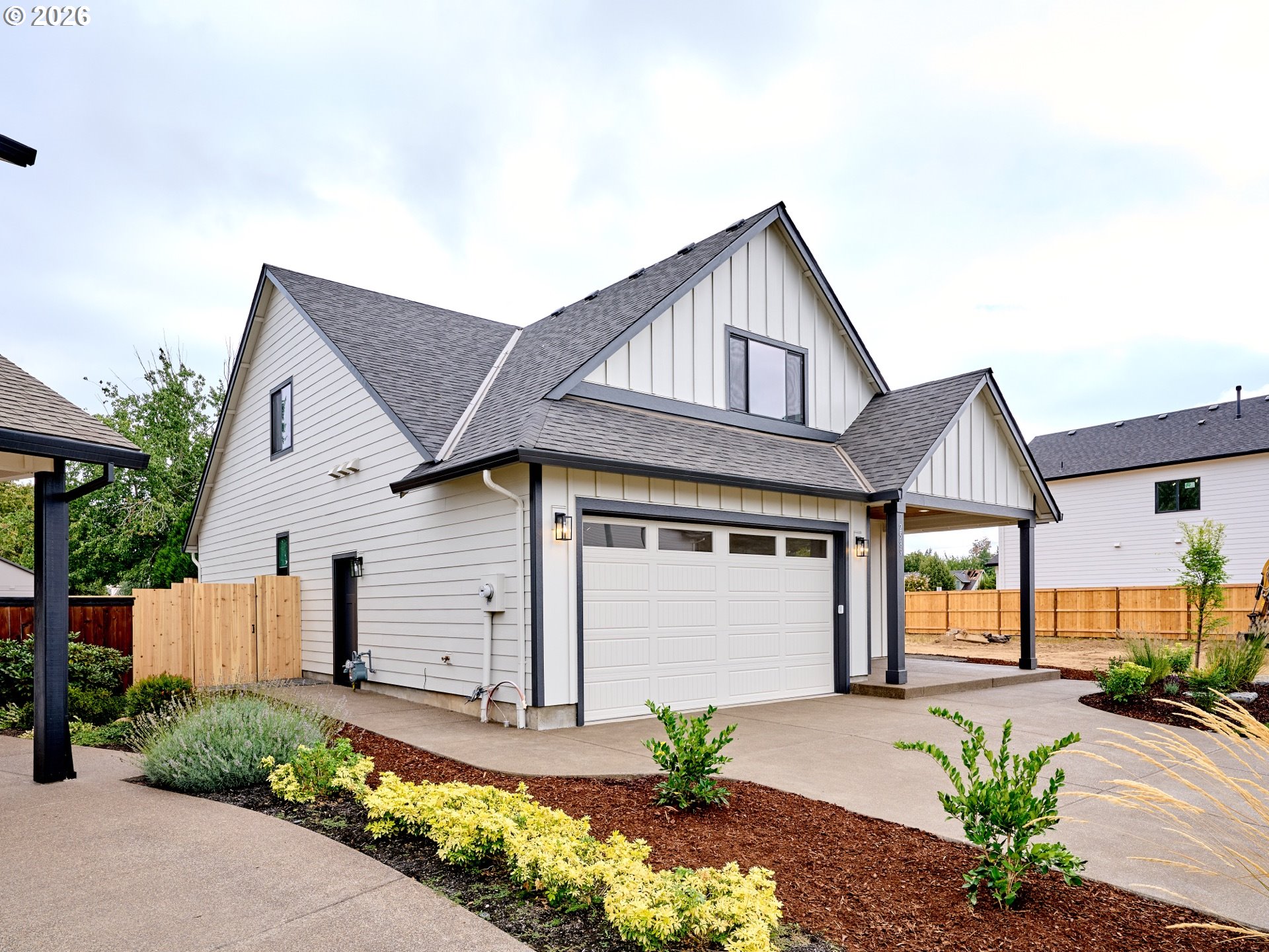 2589 North Lydia Loop Hubbard, OR 97032 - Photo 3 of 47 Gallery Image 3