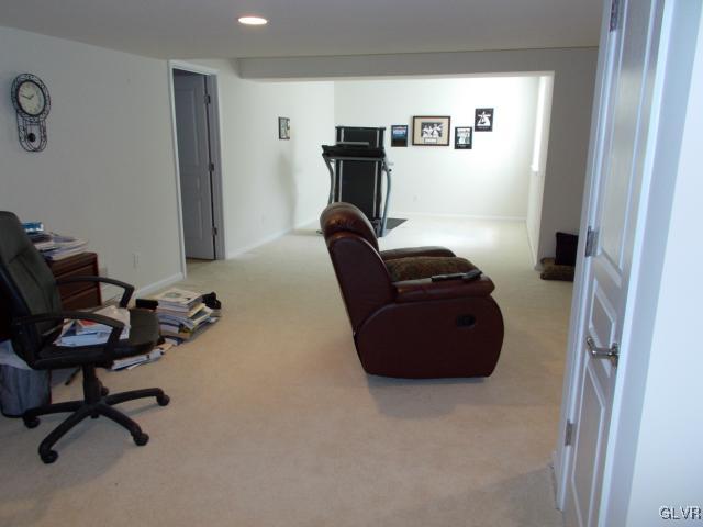 8547 Pathfinder Road Breinigsville, PA 18031 - Photo 18 of 20 Gallery Image 18