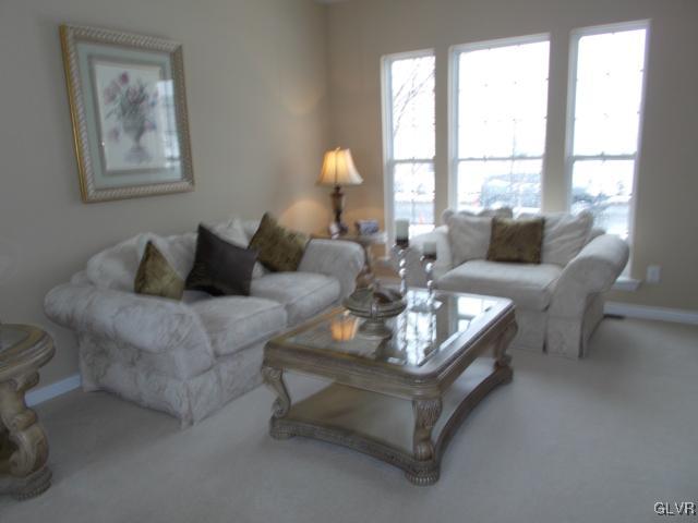 8547 Pathfinder Road Breinigsville, PA 18031 - Photo 4 of 20 Gallery Image 4