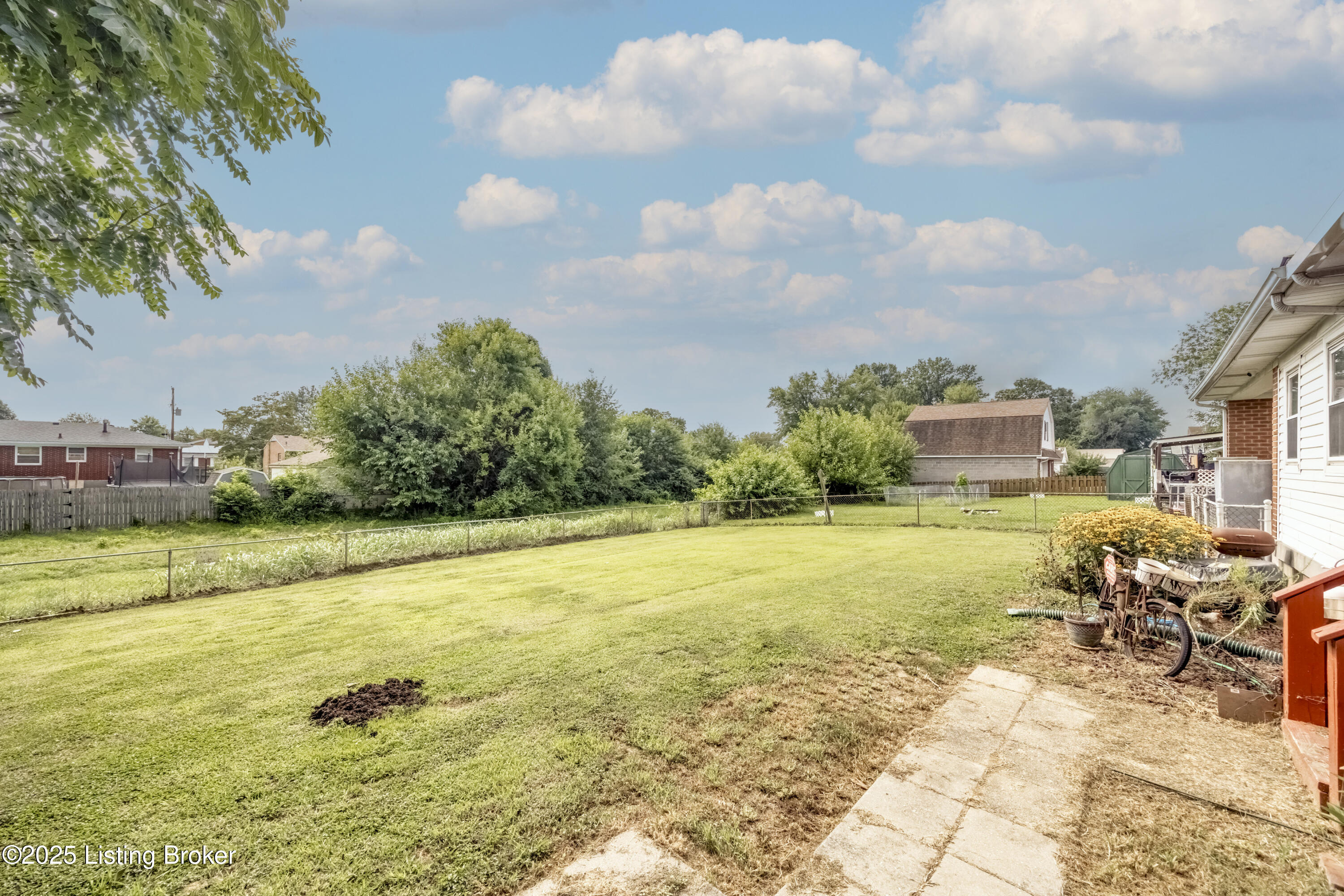 8209 Terry Road Louisville, KY 40258 - Photo 57 of 64 2Y0A7074-A