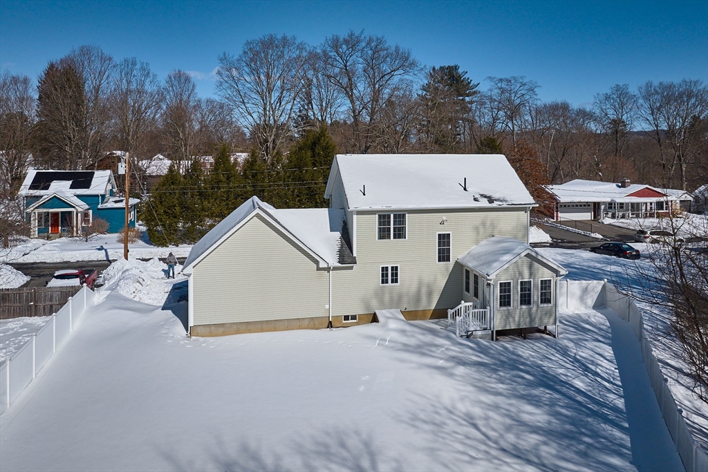 6 Wilton Road Easthampton, MA 01027 - Photo 28 of 41