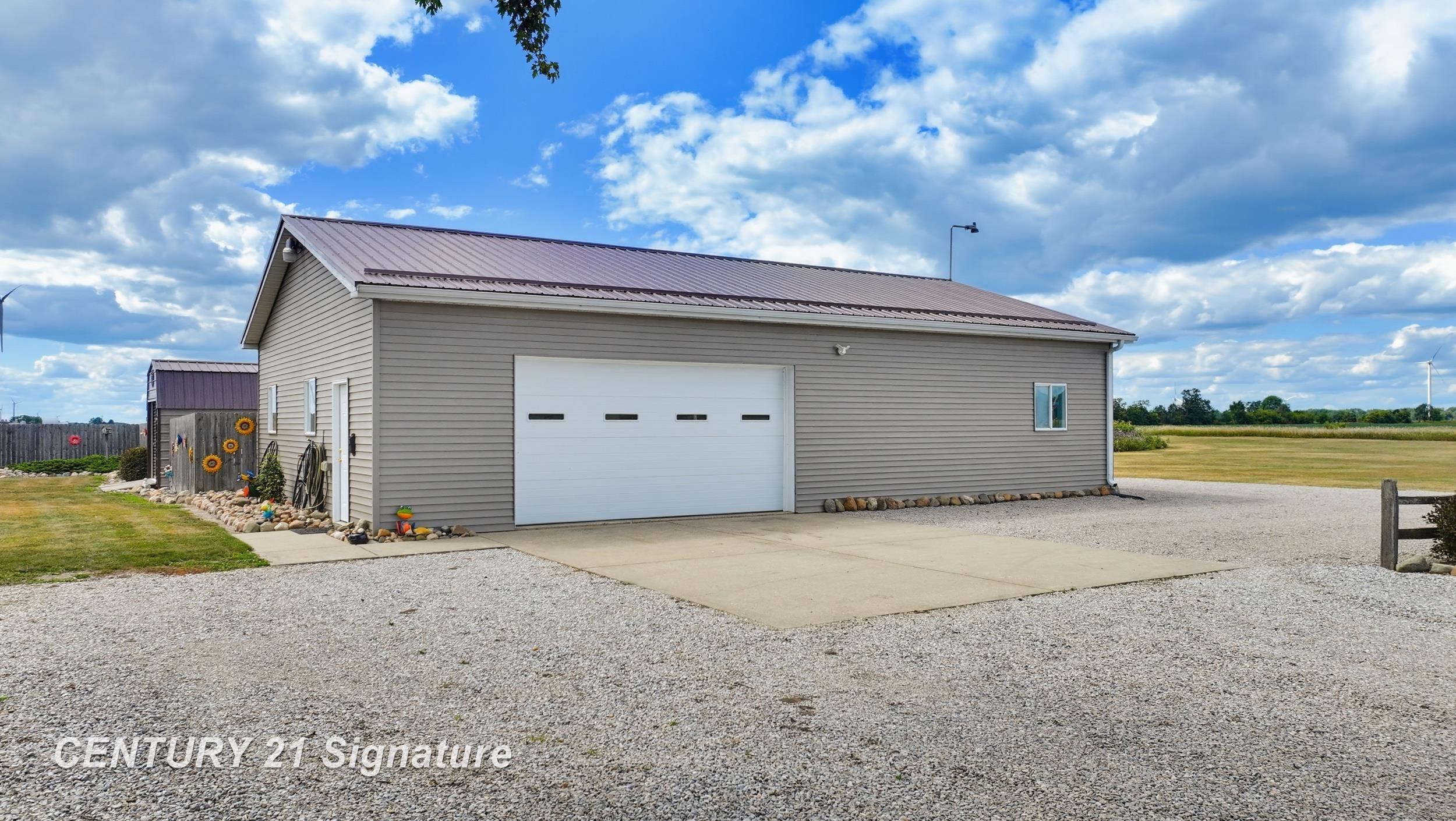 10463 North Woodbridge Road Wheeler, MI 48662 - Photo 44 of 68 Gallery Image 44