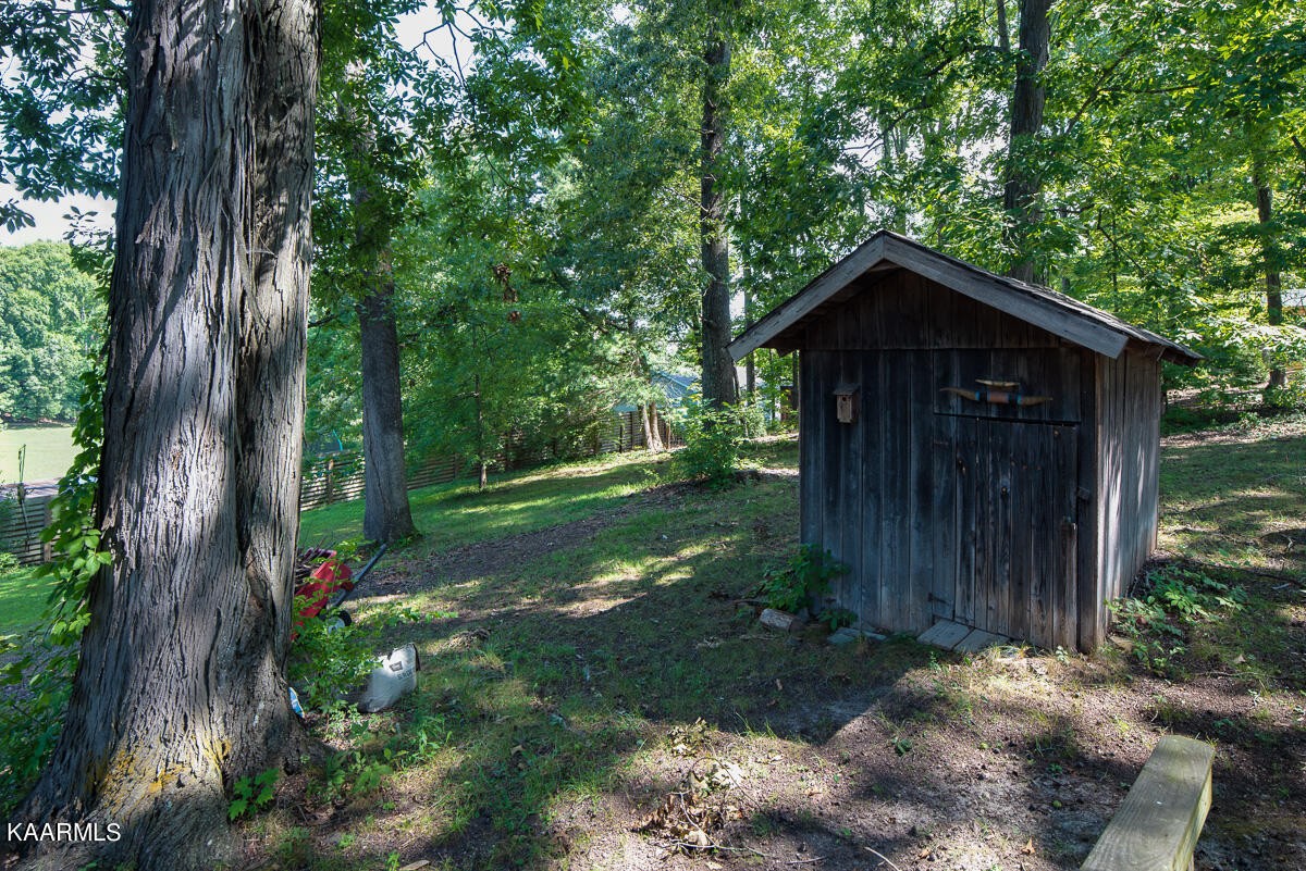 4611 Green Road Maryville, TN 37804 - Photo 16 of 17 Gallery Image 16