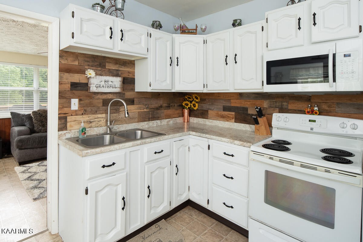 4611 Green Road Maryville, TN 37804 - Photo 7 of 17 Gallery Image 7