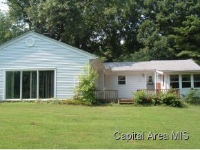 144 Maple Grove Lane Springfield, IL 62712 - Photo 4 of 24