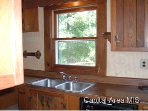 144 Maple Grove Lane Springfield, IL 62712 - Photo 10 of 24