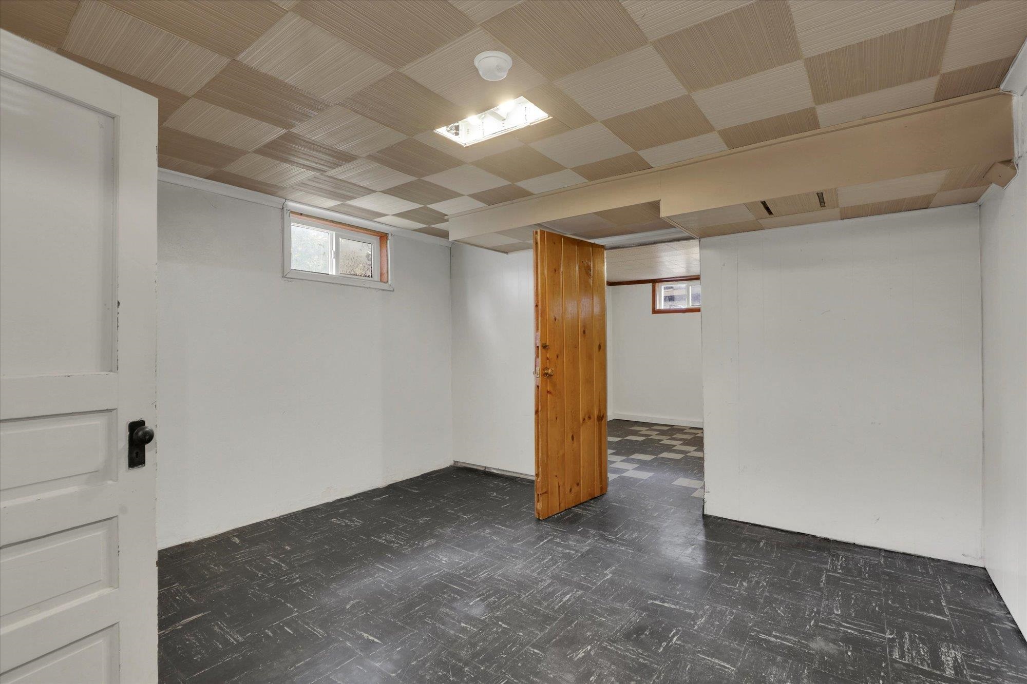 Undisclosed Address Spokane, WA 99203 - Photo 18 of 35