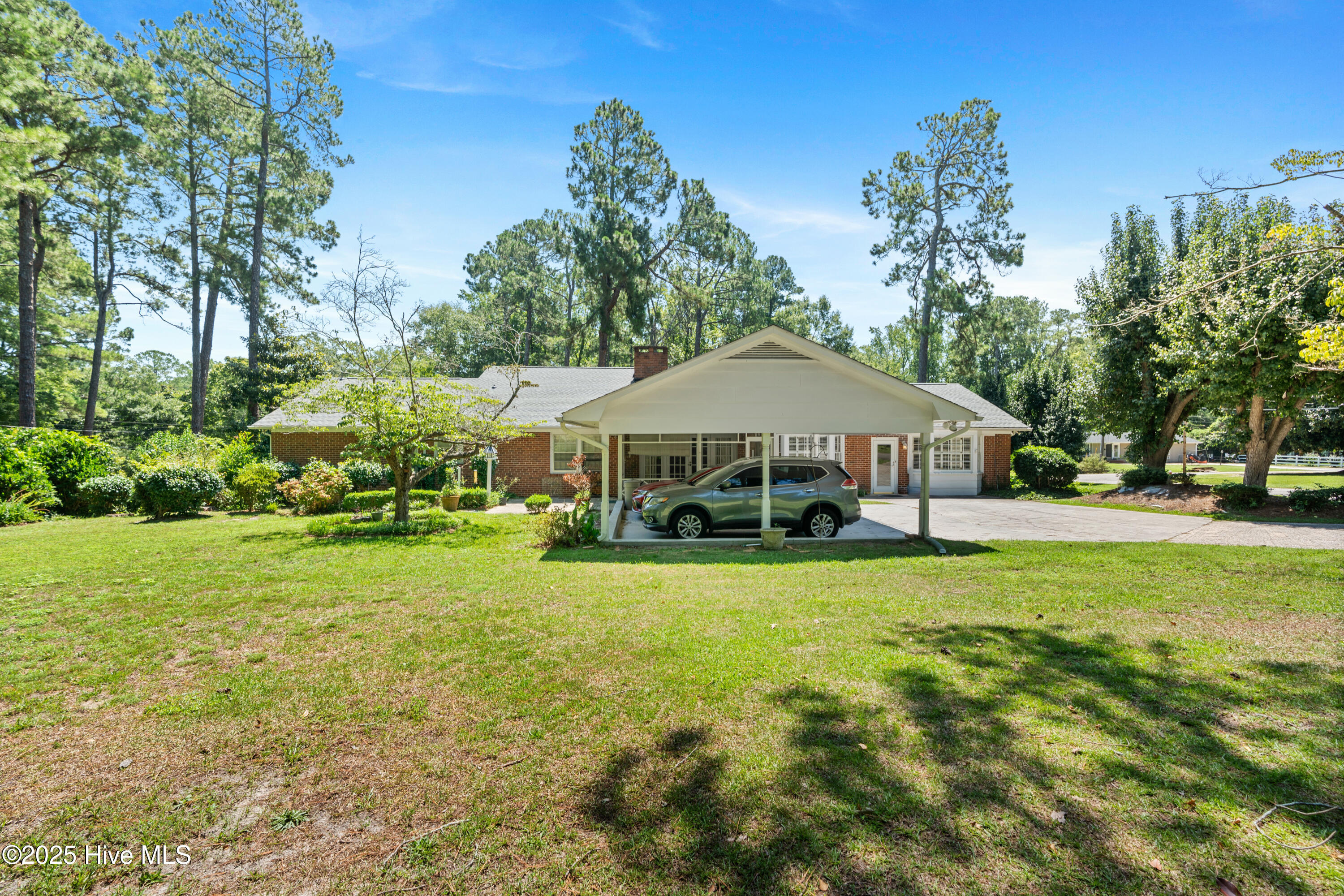 1401 Carolina Drive Rockingham, NC 28379 - Photo 6 of 49 A7404653-Edit