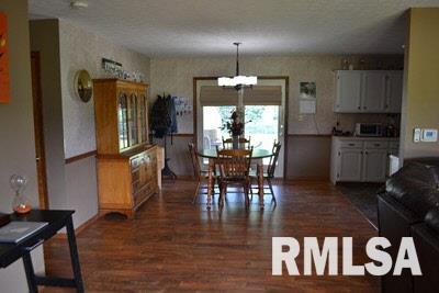 2112 Farthing Road Centralia, IL 62801 - Photo 6 of 15