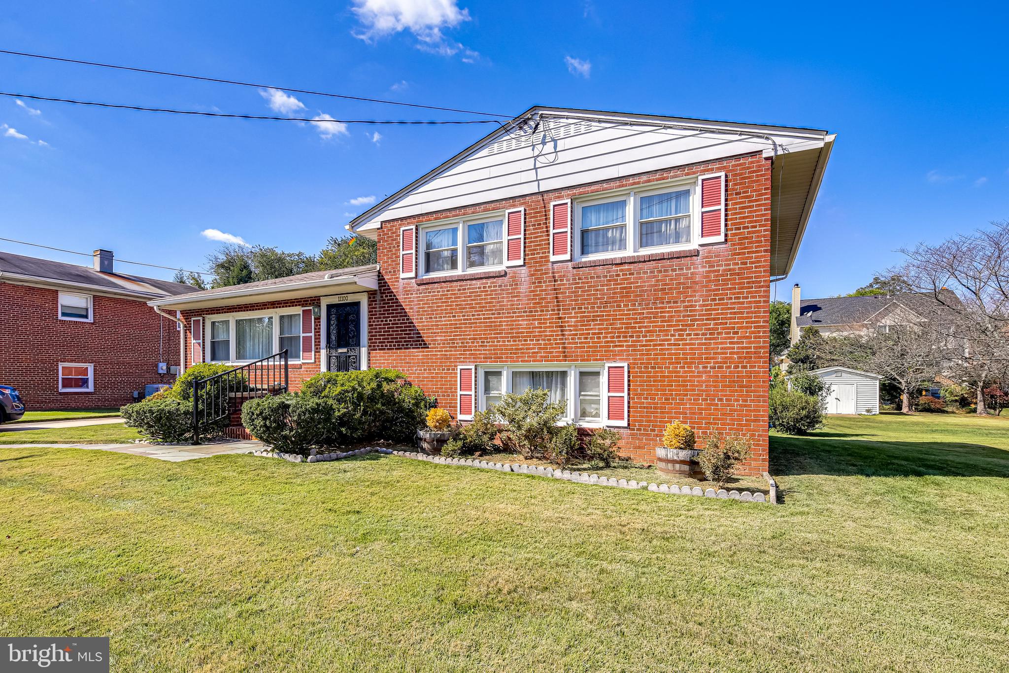 11100 Easecrest Drive Silver Spring, MD 20902 - Photo 1 of 34 WELCOME HOME!