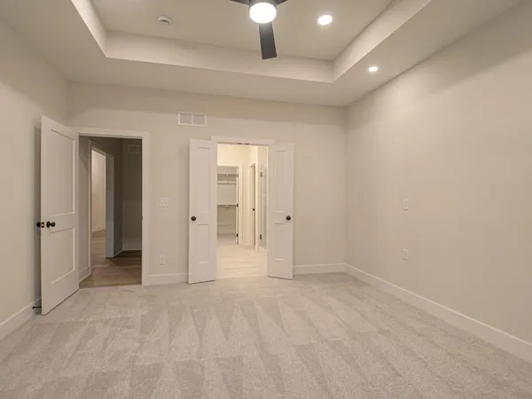 $529,950 | 4725 Northeast Winn Road, Kansas City, MO 64117