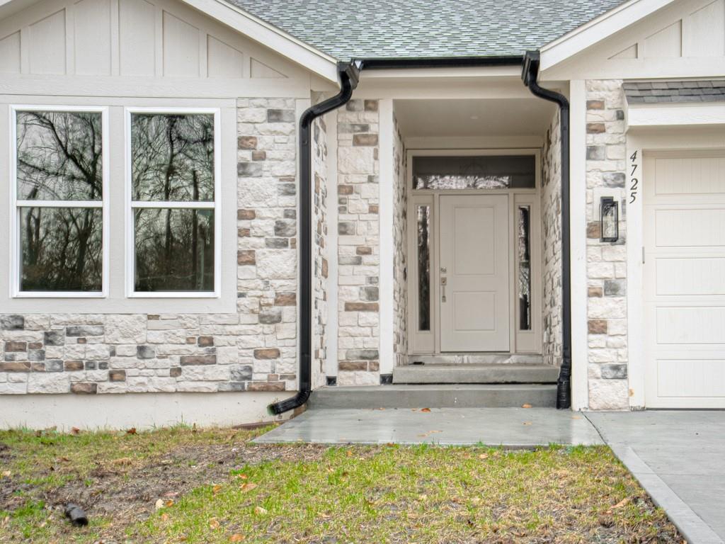 4725 Northeast Winn Road Kansas City, MO 64117 - Photo 2 of 40