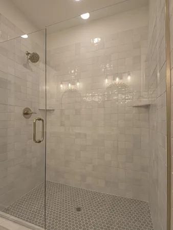 $529,950 | 4725 Northeast Winn Road, Kansas City, MO 64117