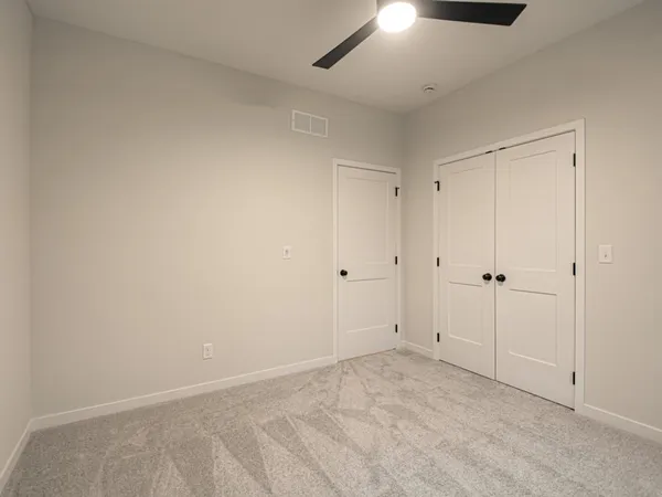 $529,950 | 4725 Northeast Winn Road, Kansas City, MO 64117