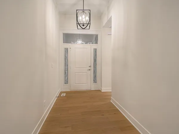 $529,950 | 4725 Northeast Winn Road, Kansas City, MO 64117