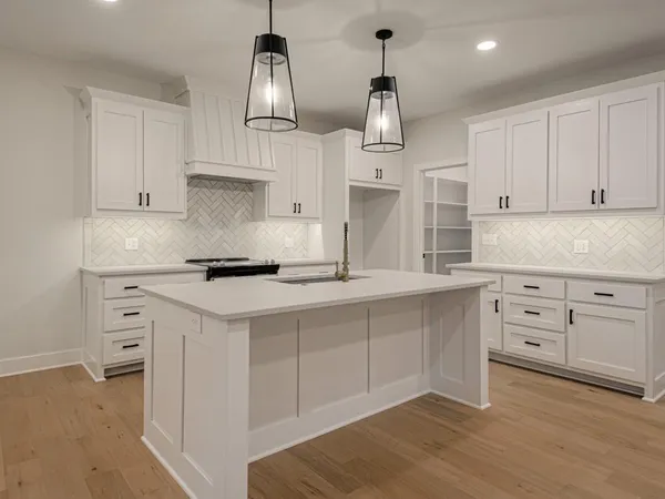 $529,950 | 4725 Northeast Winn Road, Kansas City, MO 64117