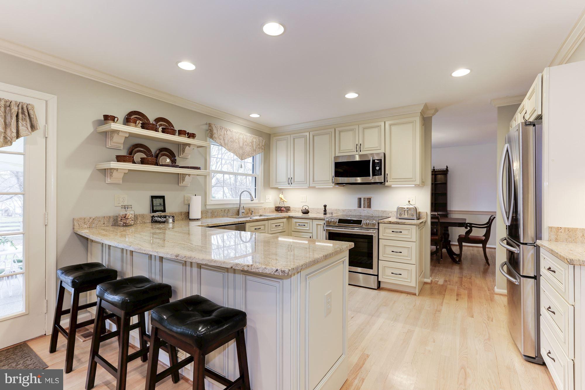 117 Hamilton Road Sterling, VA 20165 - Photo 10 of 30 Interior (General)