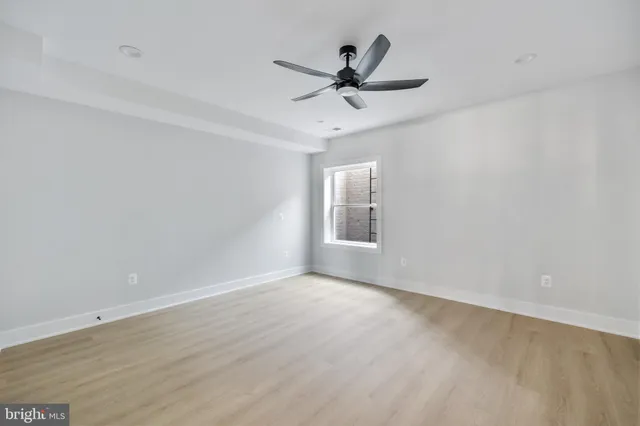 $2,095,000 | 2855 Oak Knoll Drive, Falls Church, VA 22042