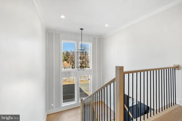 $2,095,000 | 2855 Oak Knoll Drive, Falls Church, VA 22042