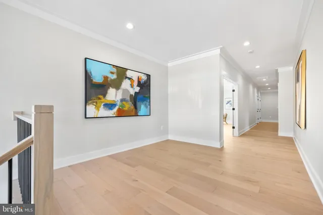 $2,095,000 | 2855 Oak Knoll Drive, Falls Church, VA 22042