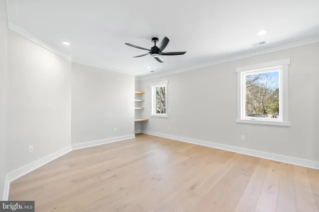 $2,095,000 | 2855 Oak Knoll Drive, Falls Church, VA 22042