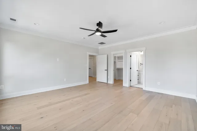 $2,095,000 | 2855 Oak Knoll Drive, Falls Church, VA 22042