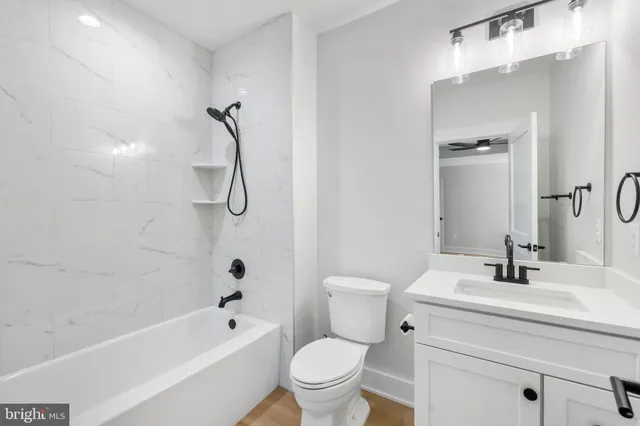 $2,095,000 | 2855 Oak Knoll Drive, Falls Church, VA 22042