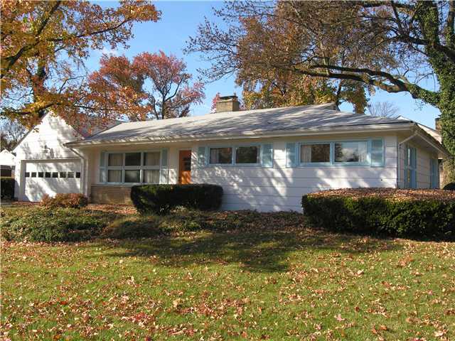 3417 Mountview Road Upper Arlington, OH 43221 - Photo 1 of 9 Gallery Image 1