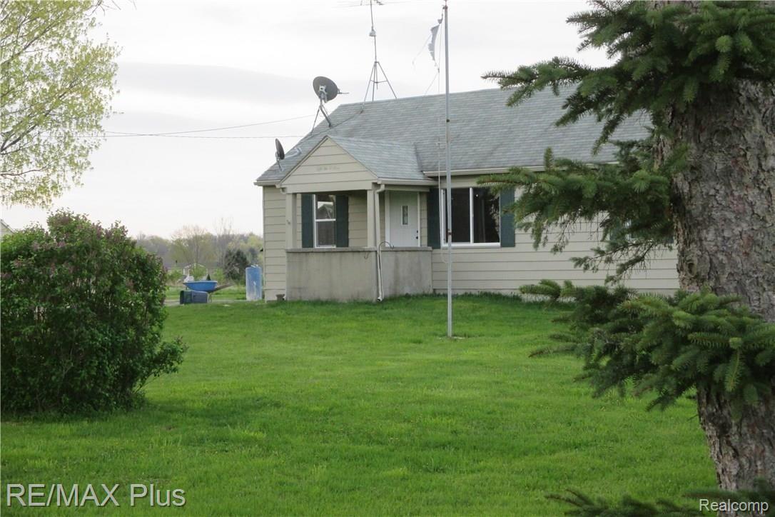 5209 Lippincott Road Lapeer, MI 48446 - Photo 32 of 38 IMG_2598.JPG