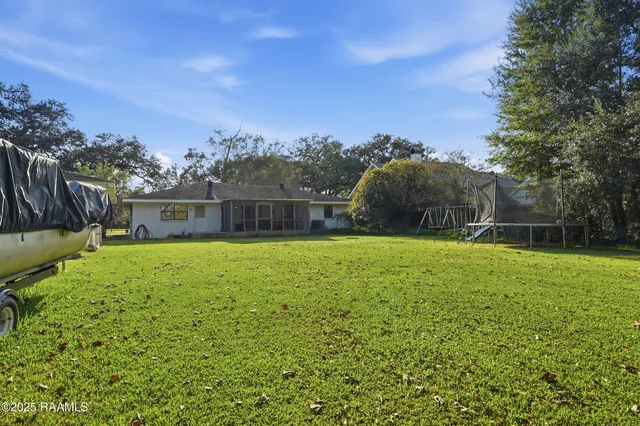 $235,000 | 209 Sandager Avenue, Jeanerette, LA 70544